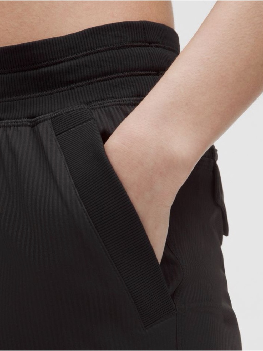 Lululemon Dance studio cropped Cargo  Pants - Drawstring Waist size L - Picture 6 of 8